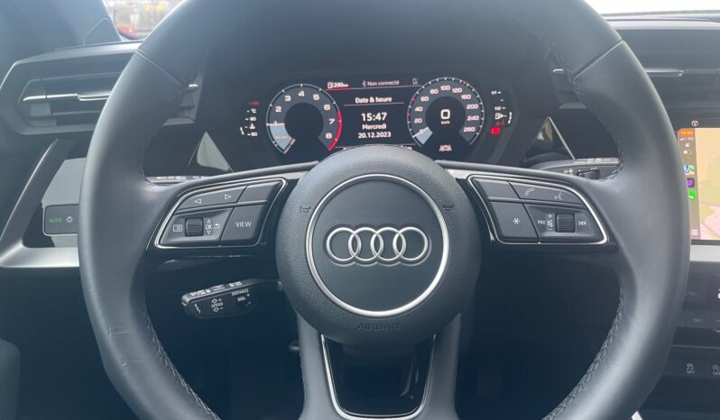 
								Audi A3 Sportback TFS1 110 plein									