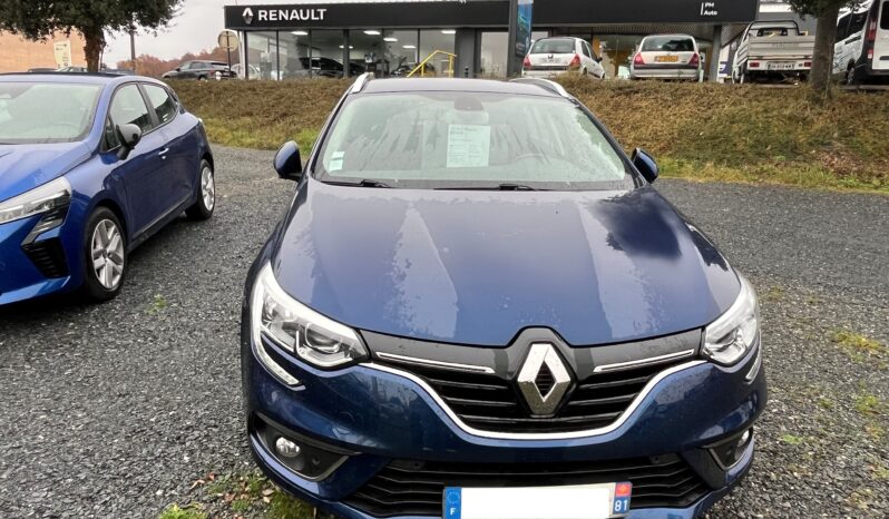 
								Renault Mégane Estate plein									