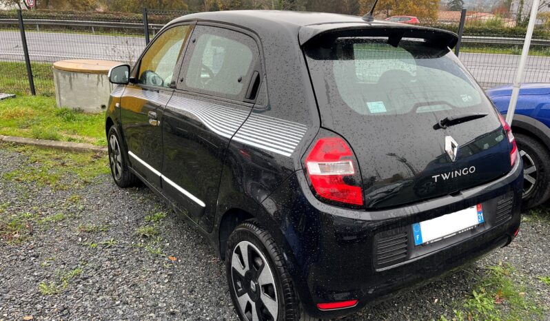 
								Renault Twingo III plein									